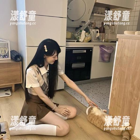 导航至166.su，这里的黑料比你想的还要魔幻