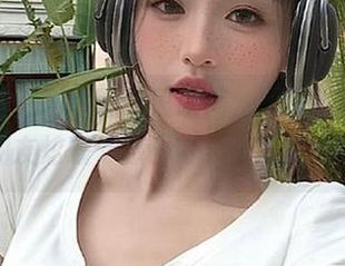 收藏这段瞬间，明天就拿来和朋友炫耀，感谢“17c吃瓜”！