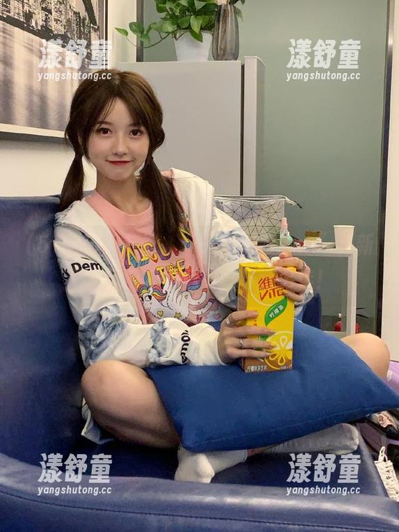 朋友们，“51cg10.fun”更新了，瓜皮依旧酥脆，味道更佳！