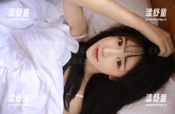 我就默默地在“51吃瓜官网”刷着，时不时想，这里的瓜真得太重了吧...