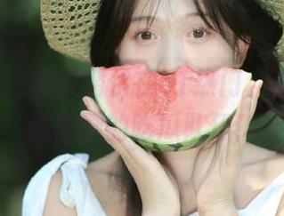 在线潜伏在51热门，快来加入这炫酷的吃瓜队伍！