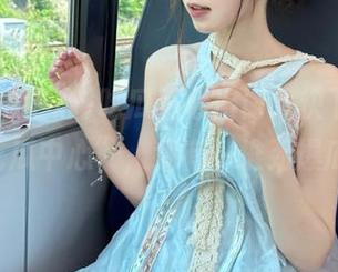 吃瓜不必出门，快下载“91吃瓜中心”，我有一堆劲爆瓜！
