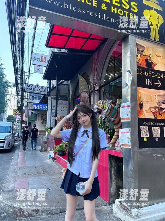 “www.hl155.ccm”网站，吸引我注意力的方式太另类了！