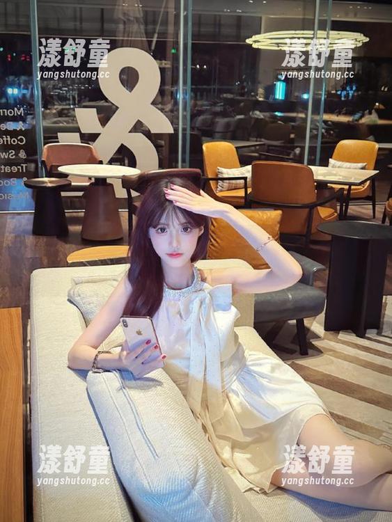 官网难道是个迷宫？看我在www.hl155.ccm随意游荡的日子！