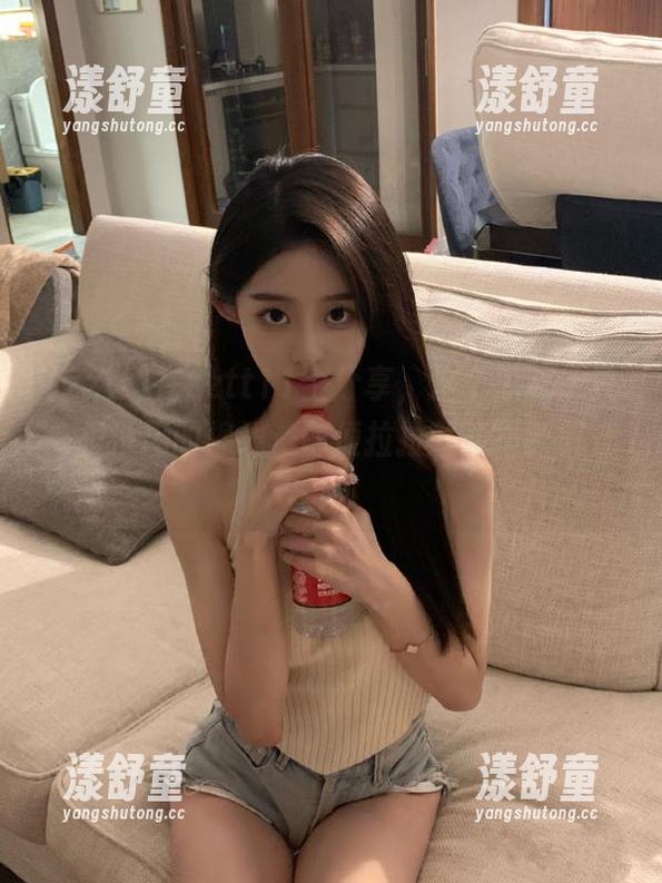 在zztt11上分享，这个瓜就像是一根没用的棉线，随便拉拉就能不断解开！