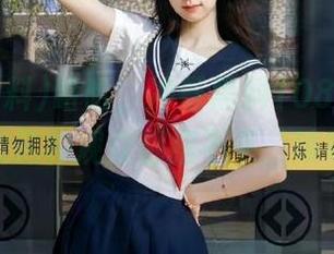 哈哈，冲哥黑料1080P视频连我这种观众都摆不平，啧啧！