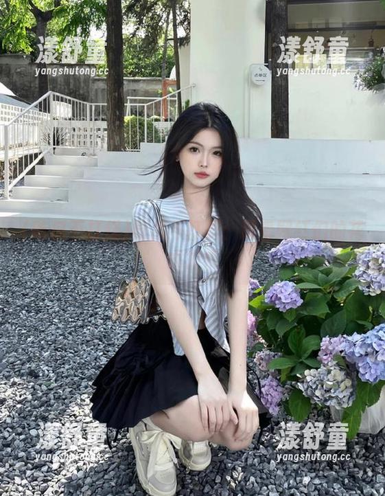 吃瓜不打烊：观看网红们的花式发疯