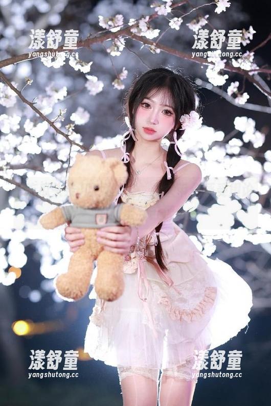 吃瓜头条 吃瓜头条,永久带你感受舆论的甜蜜与苦涩