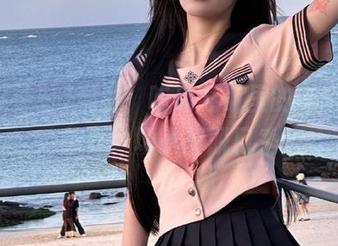 观看，吃瓜导航里的每个故事都是一场小型脱口秀