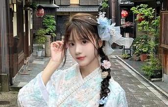 “吃瓜网苹果版搬家了”：专业版下载不求人，让你吃瓜路上更顺利！