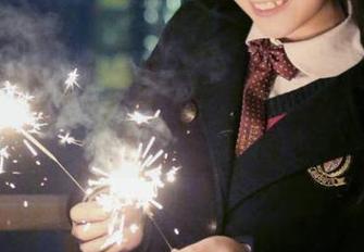 吃瓜网.cn里的视频：大家都是怎么在瓜田里打尖的？