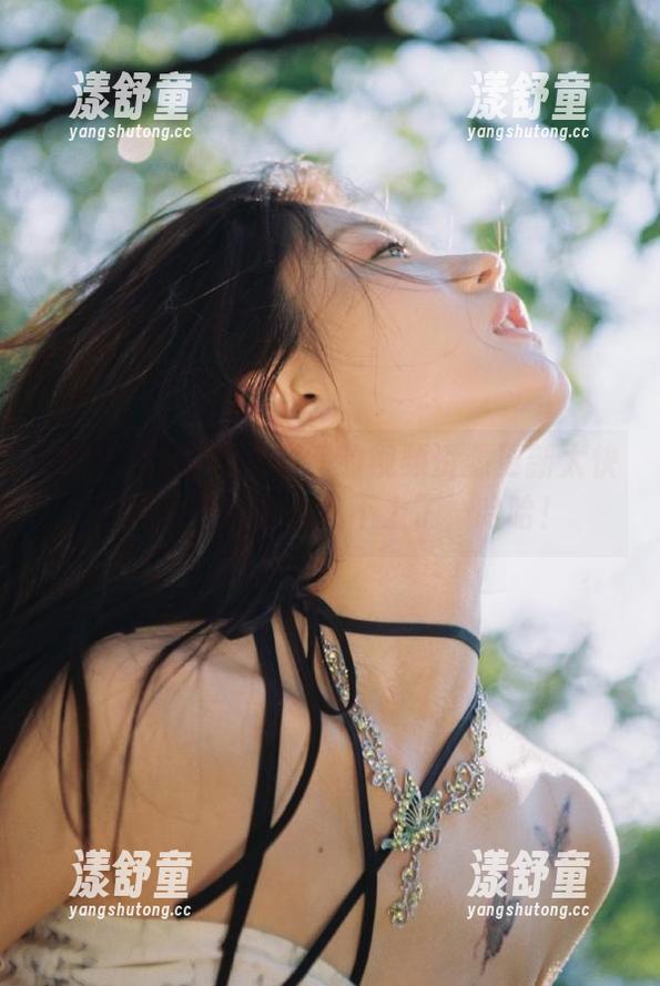吃瓜网红的视频资源更新太快，我觉得我都快追不上了，哈哈！