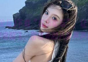 下载“吃瓜论坛”，让你的好奇心肆意翻飞，围墙外的八卦声声诱人！