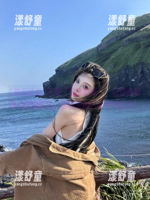 下载“吃瓜论坛”，让你的好奇心肆意翻飞，围墙外的八卦声声诱人！