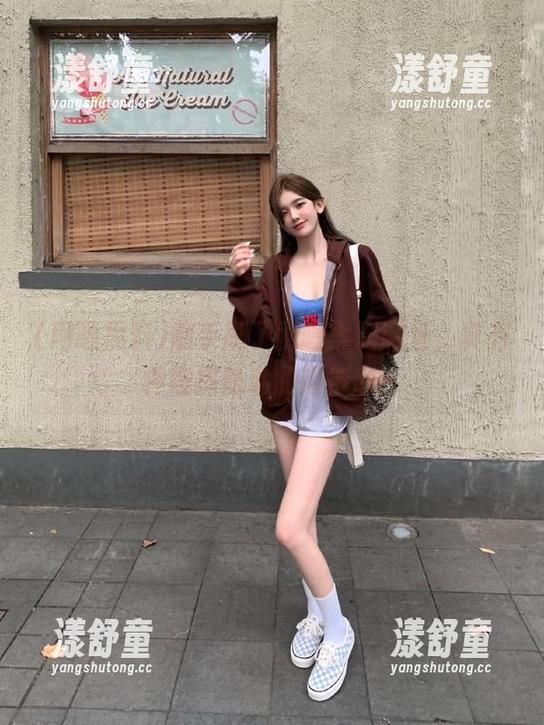 随手刷了网曝黑料网址，真有种窥探隐私的期待感～