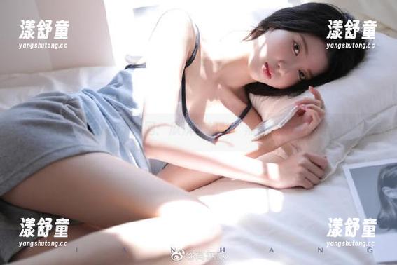 黑料51官网：瓜从未如此“黑”，小心别噎着哦！