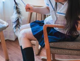 黑料吃瓜网在线，手里抱着零食，心里默念‘别刷新’