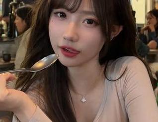 黑料社分享不同版本下载，边聊边看有无猜你喜欢的！