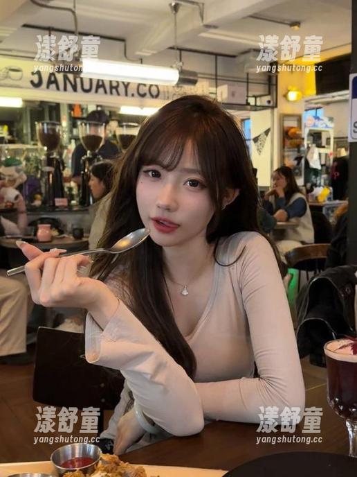 黑料社 黑料社分享不同版本下载,边聊边看有无猜你喜欢的!
