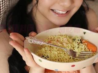 黑料网发布：别眨眼，在线大戏马上拉开序幕！