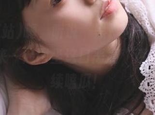 嗨，听说“黑料网站”又发布了，快来一起围坐这口恶搞“污”椅，继续嗑瓜！